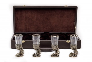 Лафитники "Охота" 4шт (уп. кожа) (кабан, утки, волк, медведь)